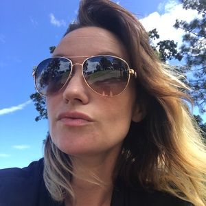 Meet your Posher, Ali